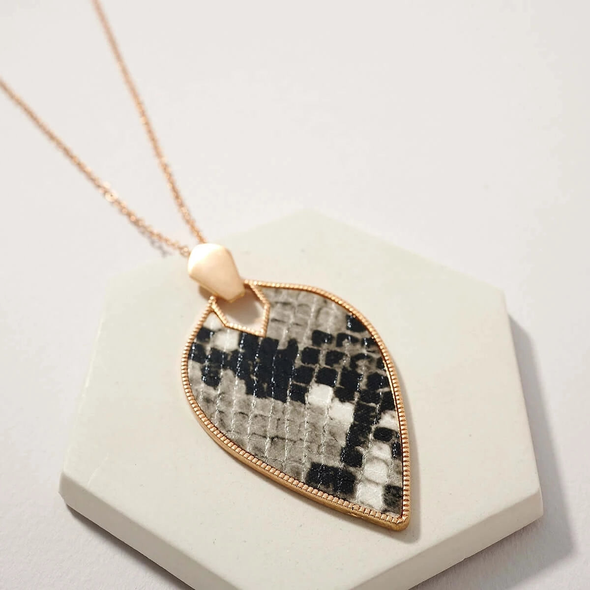 Fall Leaf Pendant Necklace