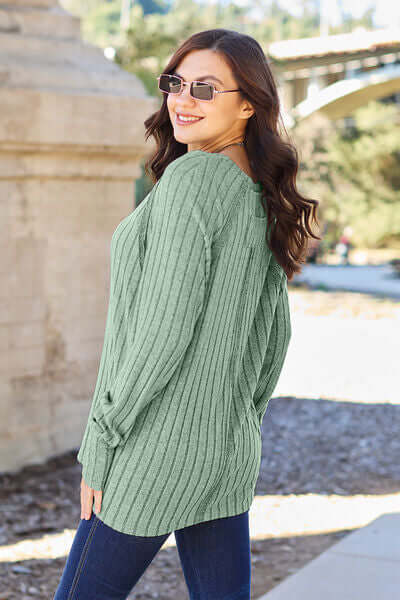 Light Green Ribbed Round Neck Long Sleeve Knit Top 
